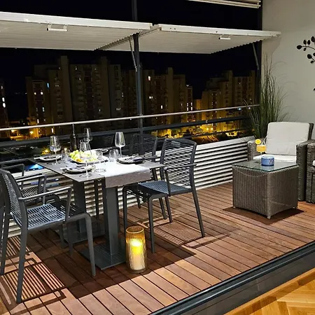 Apartman Bob Luxury Design & Sea View Split